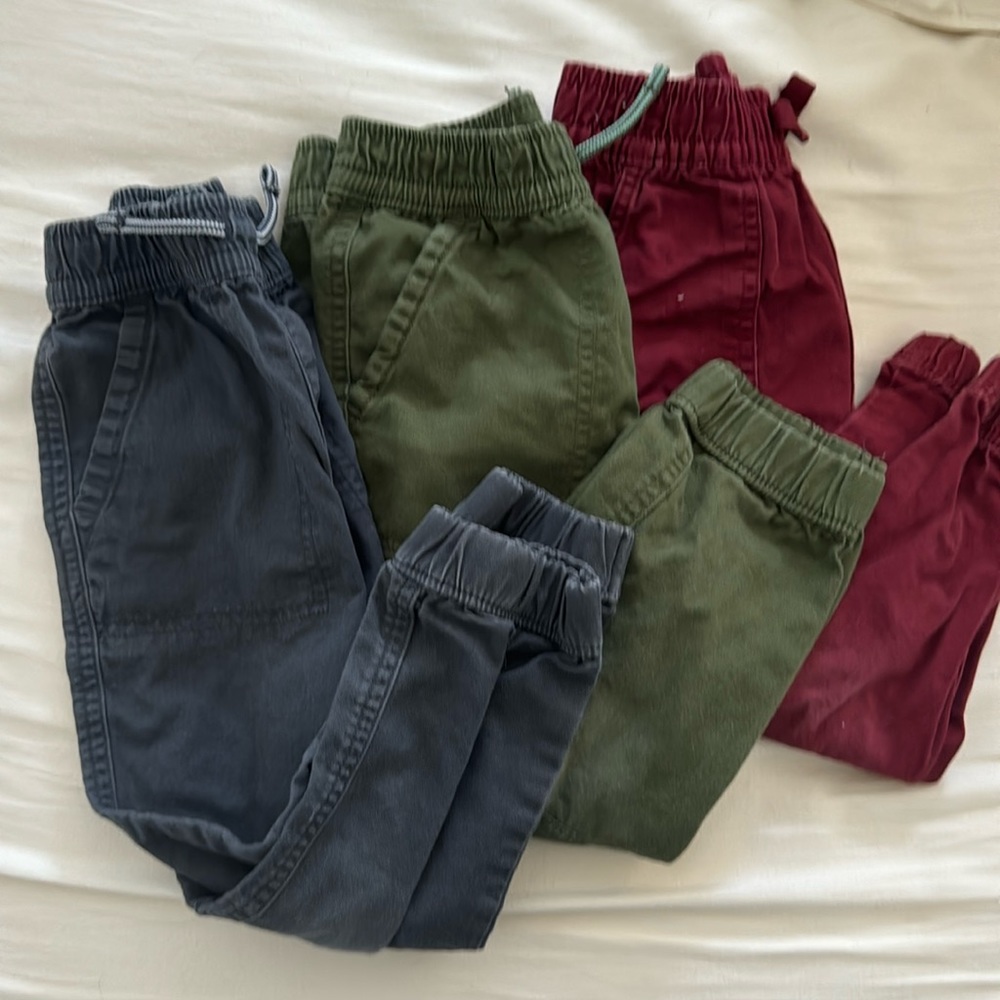 Boys 4 pair jogger bundle - 4T Garanimals